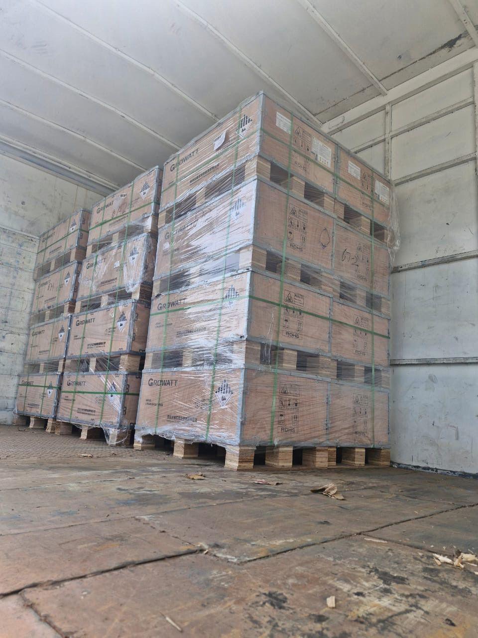 solar panel inverter company (1)